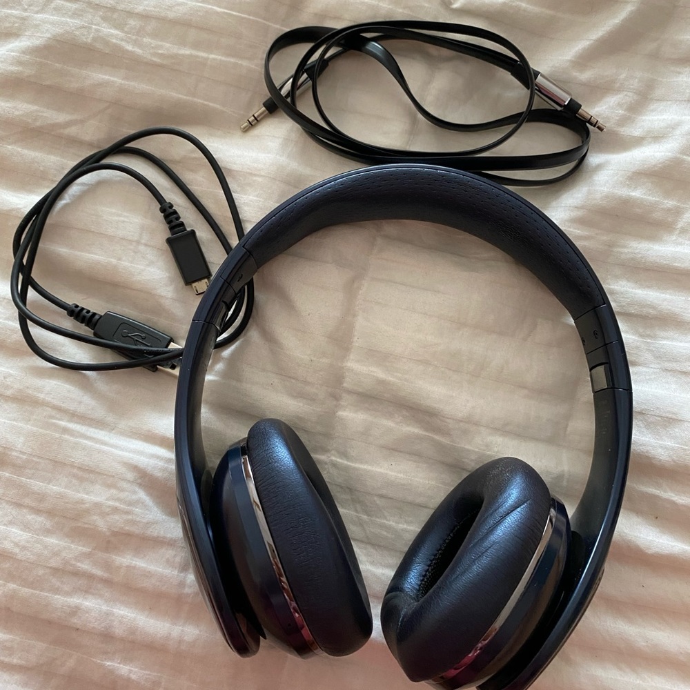Samsung Level Wireless Headphones